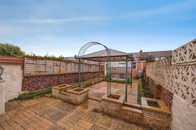 Magdalen Road, Portsmouth, PO2, photo 3