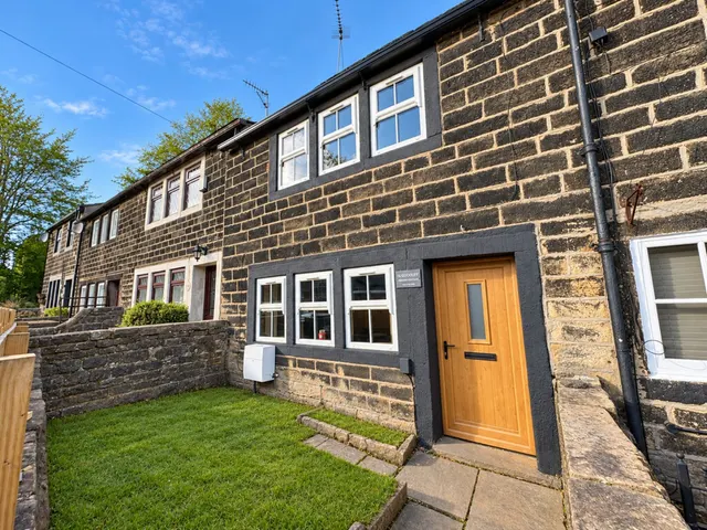 2 bedroom house, Oakworth, Keighley, BD22
