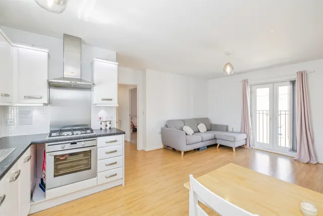 Dodd Road, Watford, WD24, photo 2