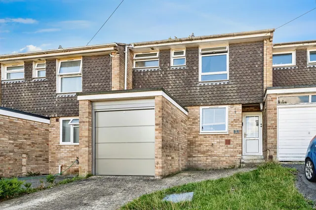 Conifer Rise, High Wycombe, HP12, photo 1