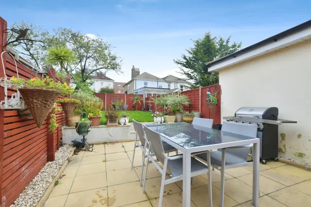 Stewart Road, Bournemouth, BH8, photo 2