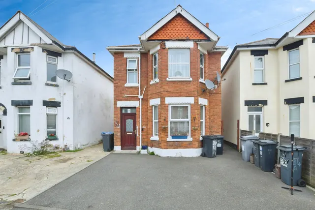 Stewart Road, Bournemouth, BH8, photo 1