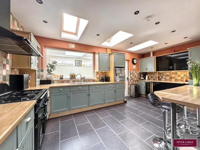 Photo 2 — Green Lanes, Prestatyn, Denbighshire, LL19 7BH