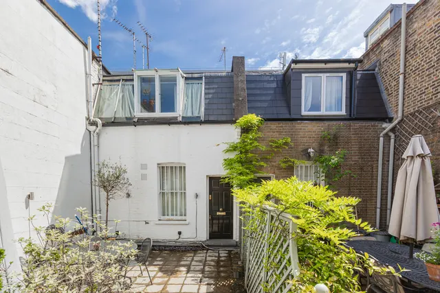 Fulham Road, London, SW10, photo 1