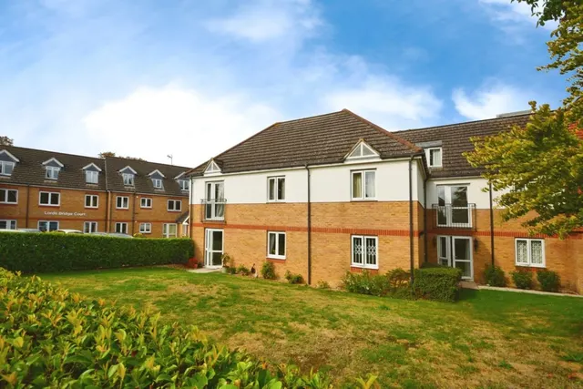 Mervyn Road, photo 1