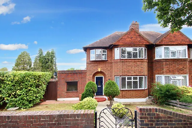 Lorne Gardens, Croydon, Croydon, CR0 7RZ, photo 1