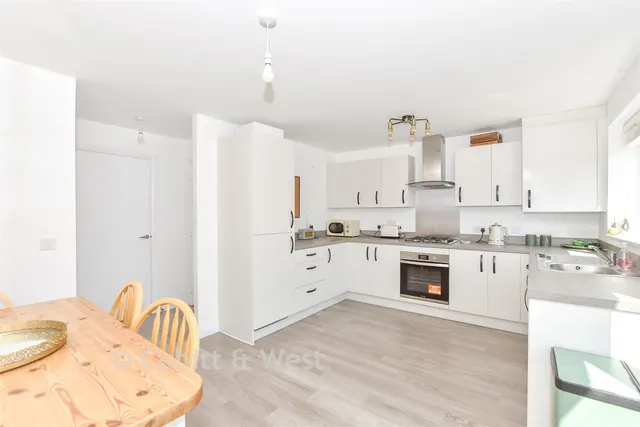 Whitegate Way, Chichester, PO19, photo 2