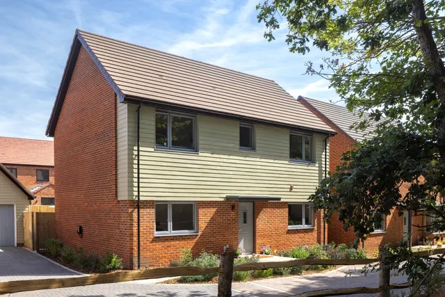Tram Road, Deepcut, GU16, photo 1