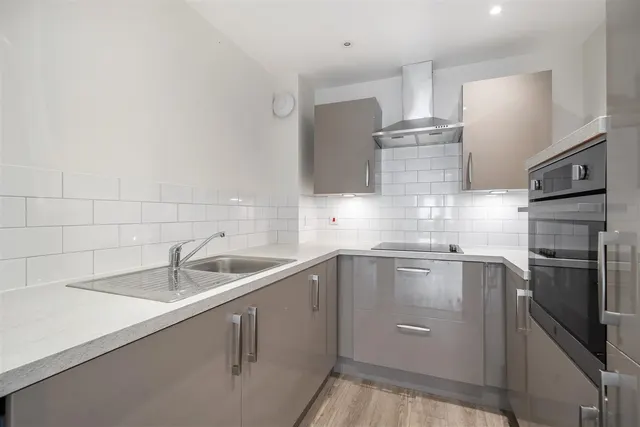 Stratford Road, Shirley, B90, photo 3