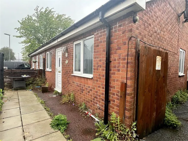 Mason Street, Heywood, OL10, photo 2