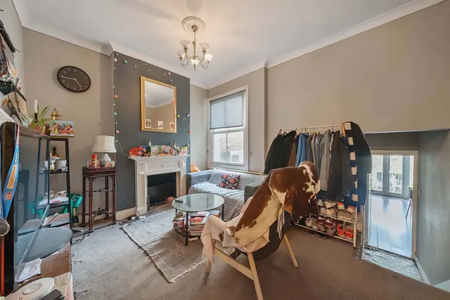Flat 1, 334 Wandsworth Bridge Road, London, photo 1