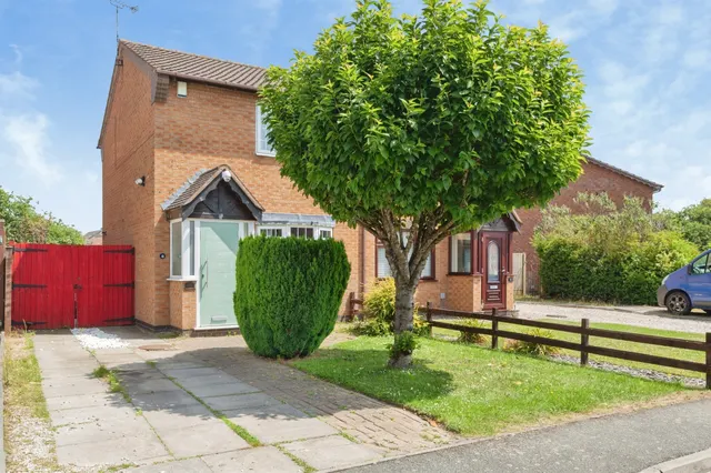 Kilmarie Close, Hinckley, photo 1