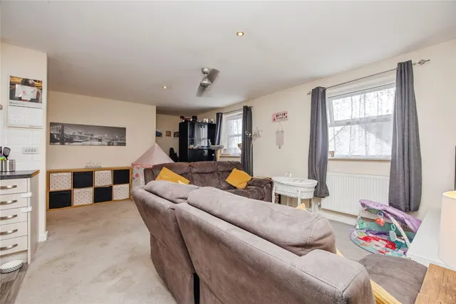 Onyx Walk, Bodmin, PL31, photo 3