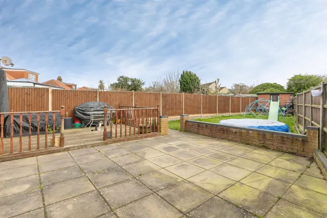 Photo 3 — Links Avenue, Norwich