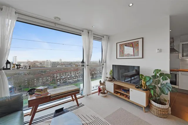 Seagull Lane, Royal Victoria Dock, E16, photo 1