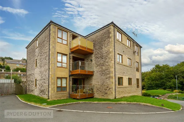 Victoria Mills, Holmfirth, HD9, photo 1