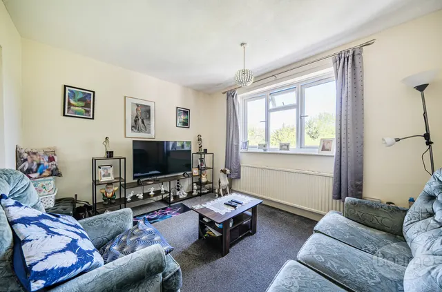 Lincoln Road, Guildford, GU2, photo 3