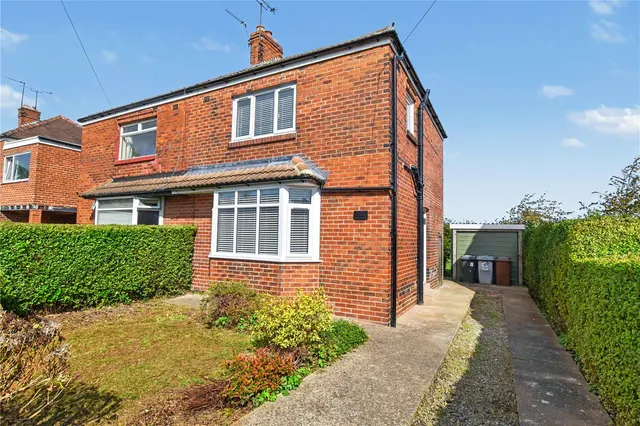 Casson Avenue, East Ardsley, WF3, photo 1
