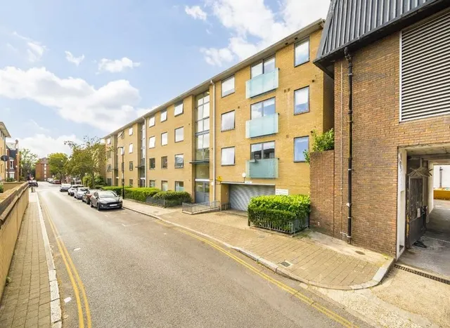Pine Grove, Finsbury Park, N4, photo 1