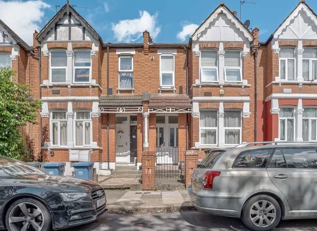 Algernon Road, Hendon, NW4, photo 1