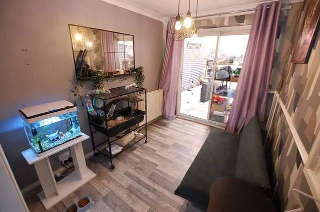 Stoneyfield, Stalybridge, SK15, photo 3