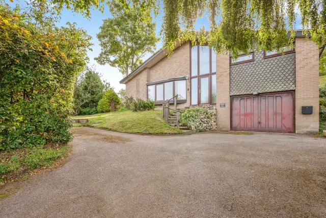 3 bedroom house — The Street, Lamas, Norwich