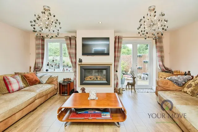 Photo 3 — Henhurst Hill, Burton-on-Trent, Staffordshire, DE13
