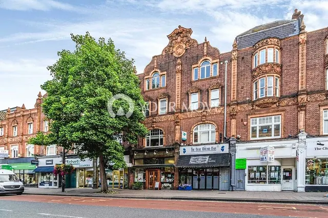Claremont Road, Surbiton, KT6, photo 1