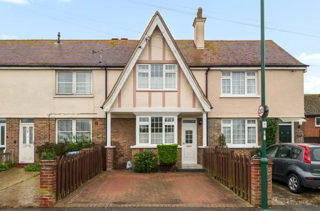 Gravits Lane, Bognor Regis, PO21, photo 1