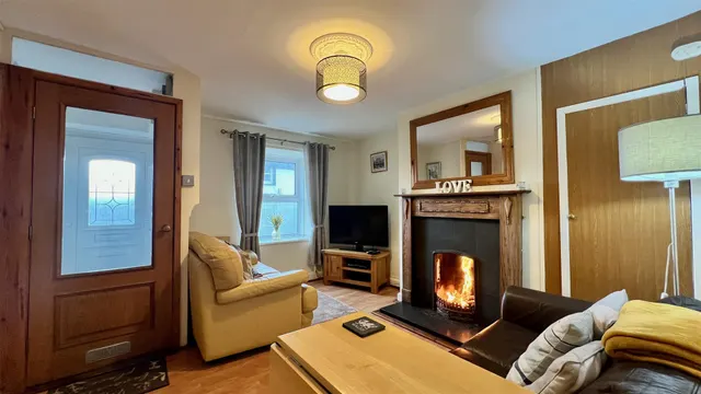 High Street, Talsarnau, LL47, photo 2