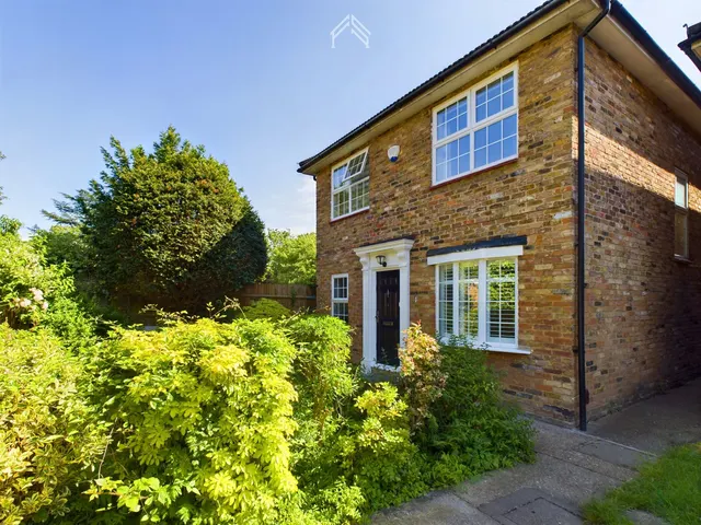 HA5 4HH, London Borough of Harrow, London, Greater London, England, United Kingdom, photo 1