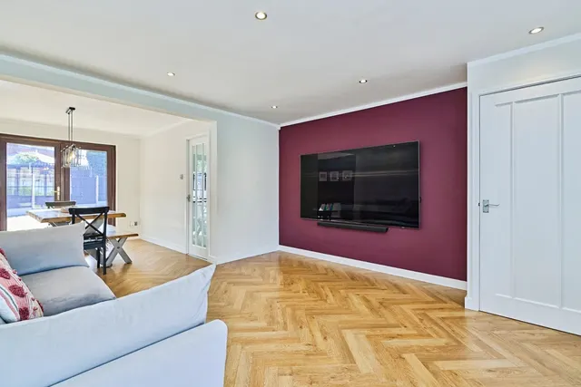 Photo 2 — Betony Close, Walsall, West Midlands, WS5