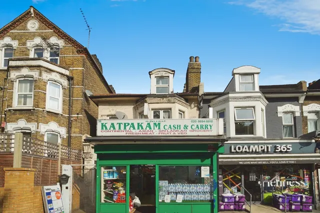 Loampit Hill, London, SE13, photo 1