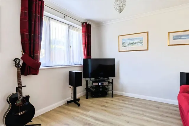 Minden Close, Wokingham, RG41, photo 3