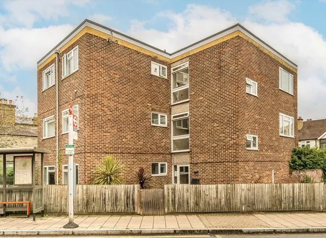 Algernon Road, Lewisham, SE13, photo 1