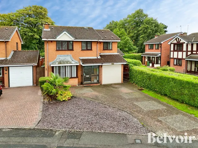 Churston Close, Bloxwich, WS3, photo 1