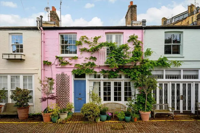 Pembridge Mews, Notting Hill, W11, photo 1