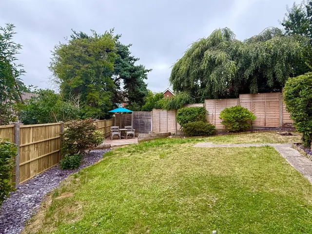 Vine Close, Macclesfield, SK11, photo 2