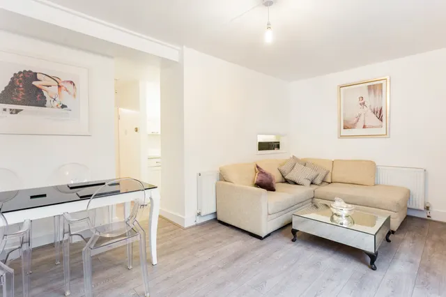 Westbourne Grove, London, W11, photo 1