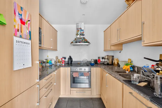 Western Gateway, London, E16, photo 3