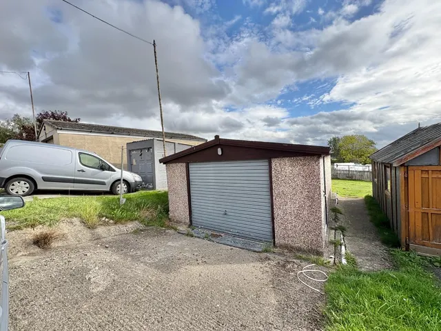 Hill Terrace, Crook, DL15, photo 3