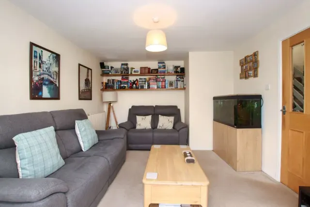 Photo 2 — Goose Acre, Cheddington, Buckinghamshire, LU7 0SR