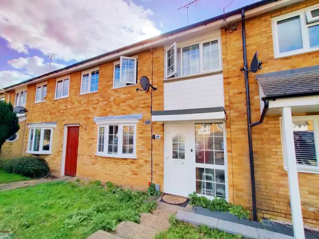 Featherston Road, STEVENAGE, photo 1