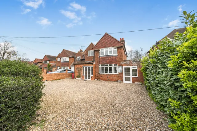 Burnham Lane, Near Burnham, SL1, photo 1