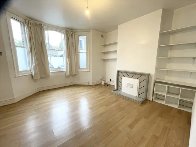 Cranbrook Road, London, SE8, photo 1