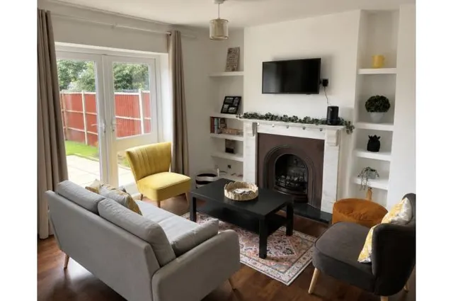 St. Judes Road, Egham, TW20, photo 2