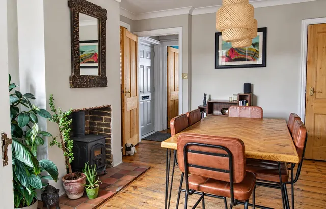 Henfield Road, Horsham, RH13, photo 3
