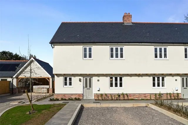 with 3 bedrooms in Perry Green, Much Hadham, SG10, photo 1