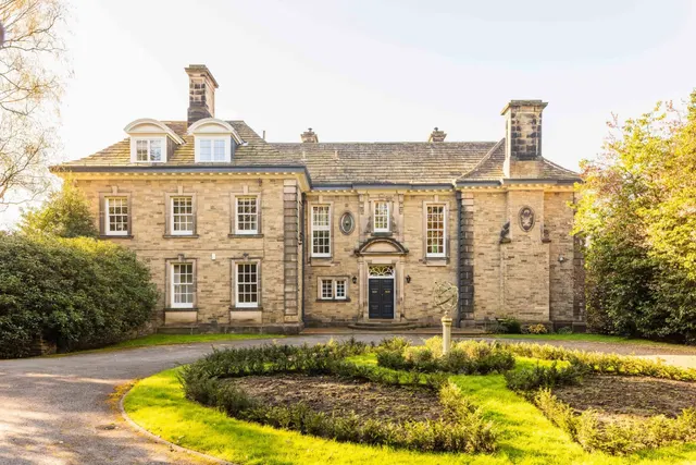 St. Helens Lane, Adel, LS16, photo 1