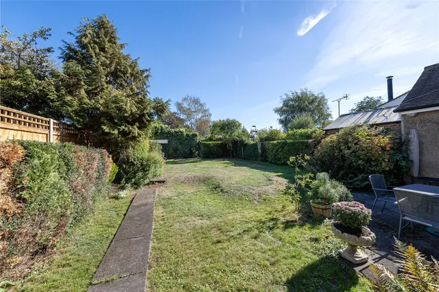 North Road, Kew, TW9, photo 2
